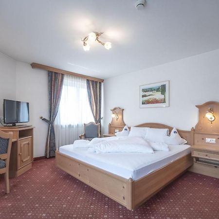 Hotel Garni Schneider Lutago Zewnętrze zdjęcie